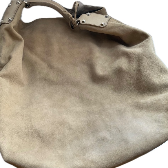 BALENCIAGA vintage "STRIKE HOLD" Hobo Bag in pristine condition. - Picture 10 of 16
